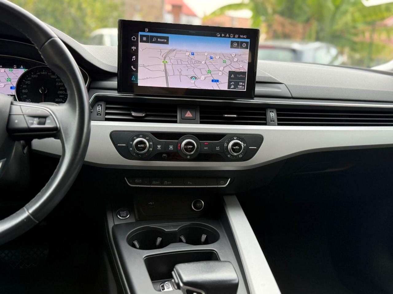 Audi A4 Avant 30 TDI/136 CV S tronic Business
