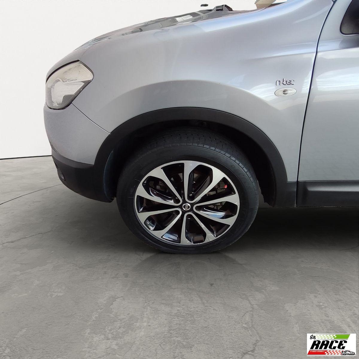 NISSAN - Qashqai 2.0 DCI N-TEC 4X4