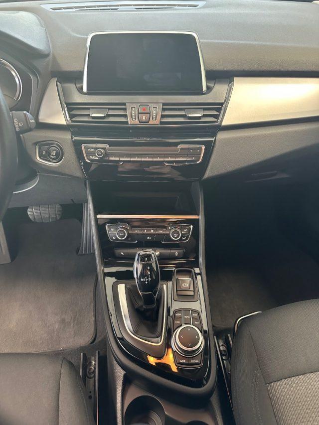 BMW 218 d Active Tourer Advantage