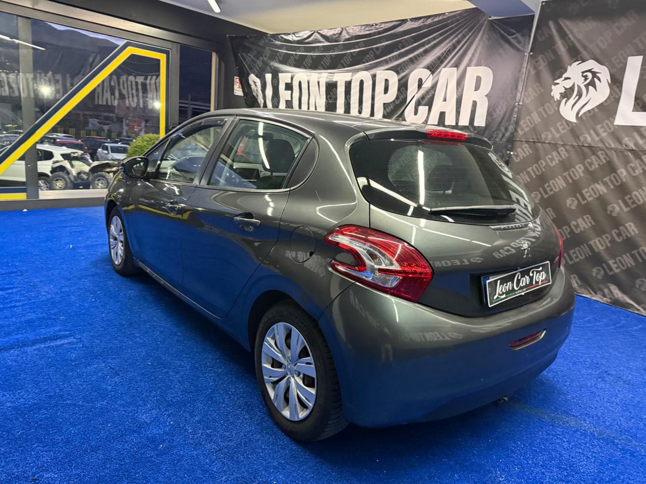 Peugeot 208 GPL valido 2035 gancio traino omologato