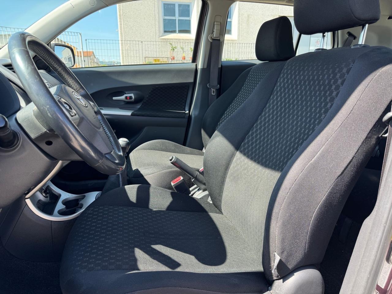 Toyota Urban Cruiser 1.4 D-4D AWD Luxury