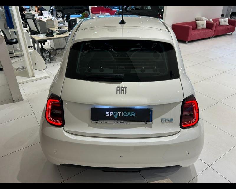 FIAT 500e 500e