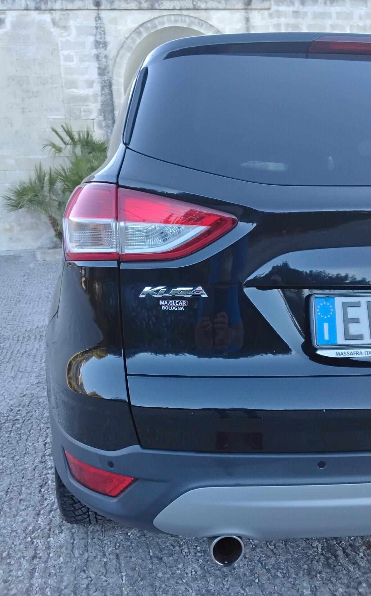 Ford Kuga 2.0 TDCI 163 CV 4WD Powershift Titanium