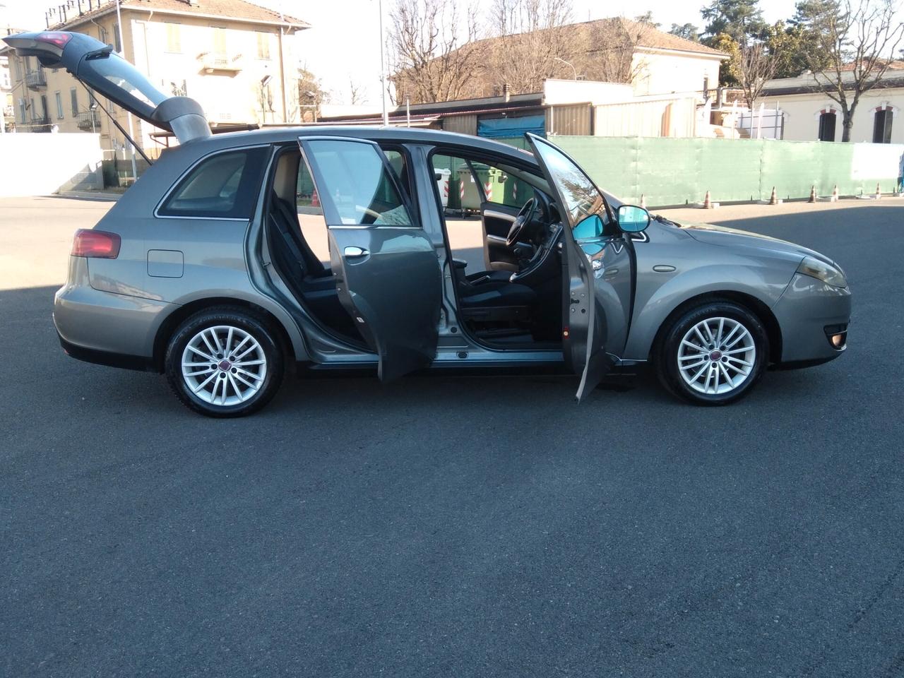 Fiat Croma 1.9 Multijet 16V 120cv Emotion x neopatentati