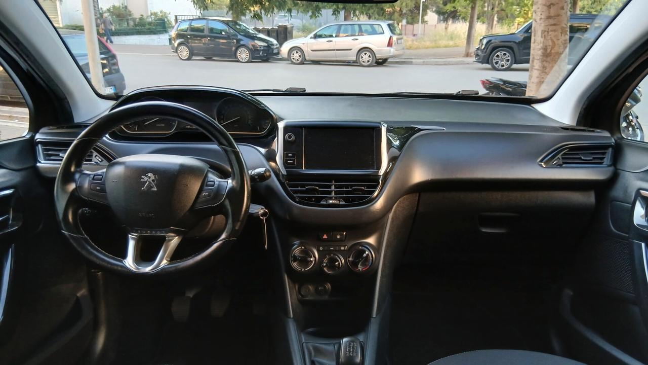 Peugeot 208 BlueHDi 75 5 porte Allure