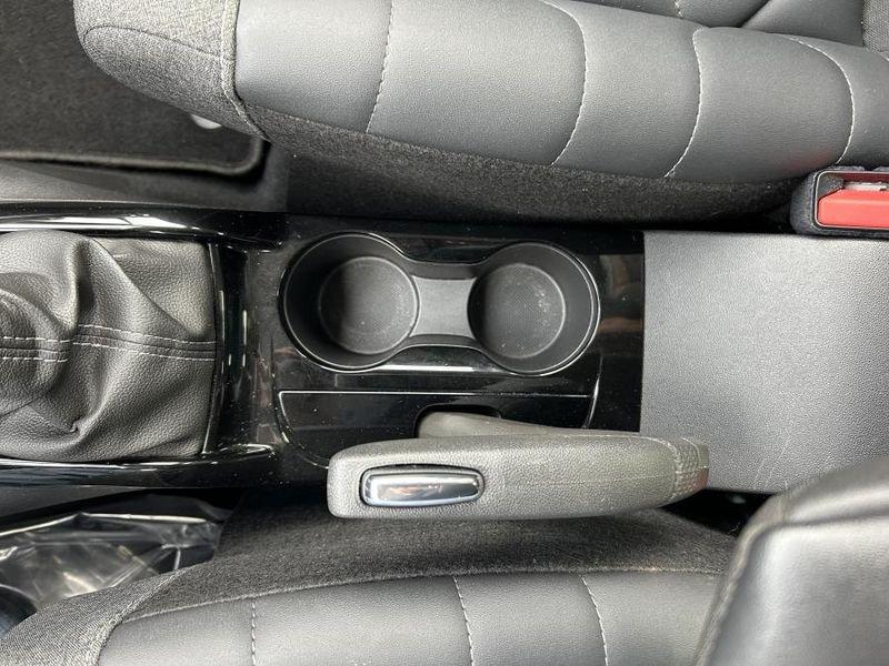 Citroën C3 Aircross PureTech 110 Shine INTERNI PELLE+NAVI