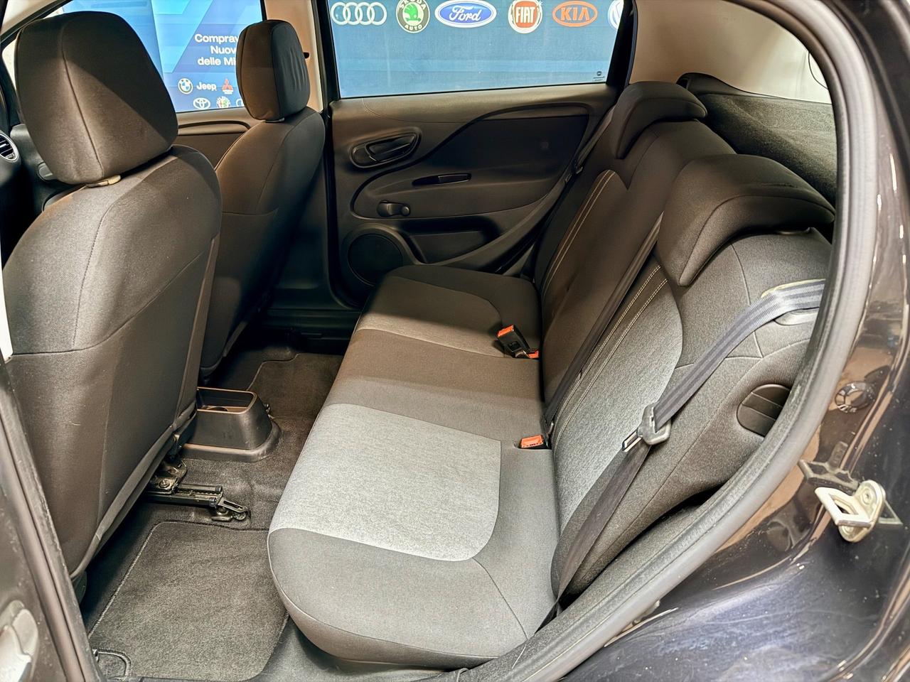 Fiat Punto Evo 1.2 benz 69cv Neopatentati E6