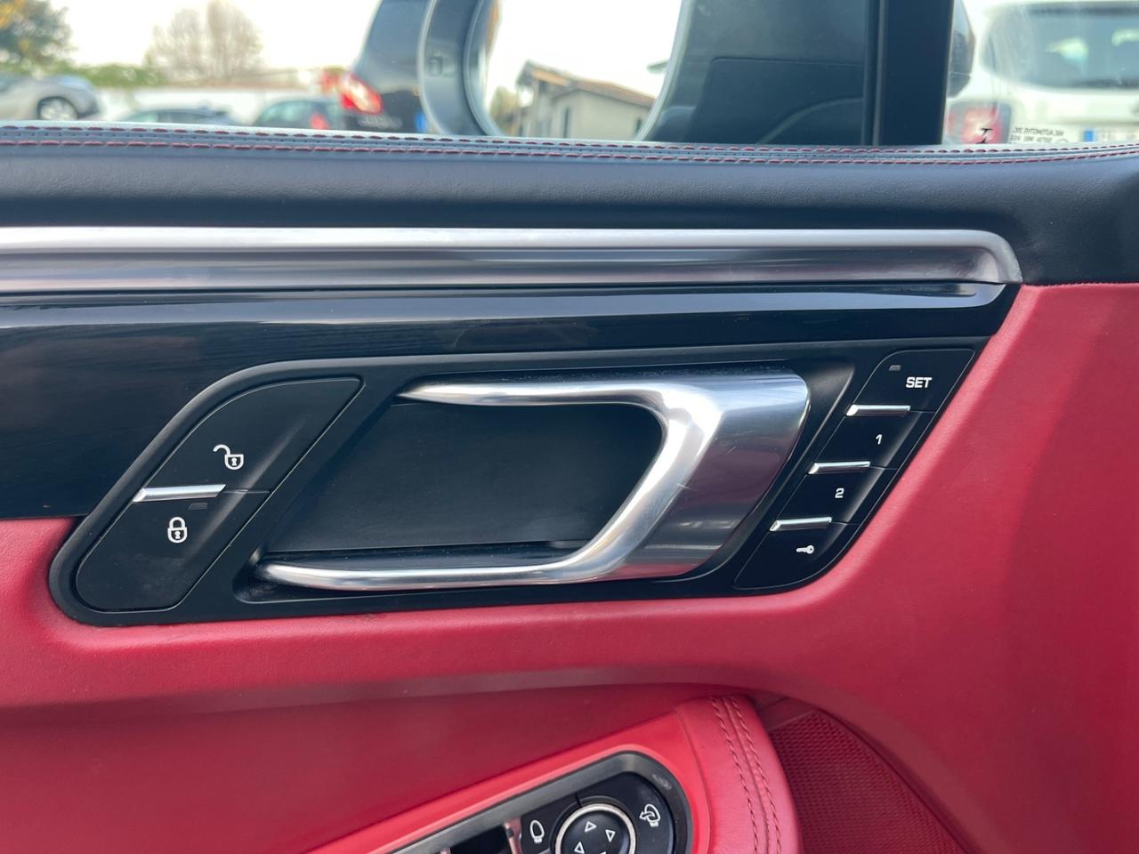 Porsche Macan S PDK 3.0 V6 250cv