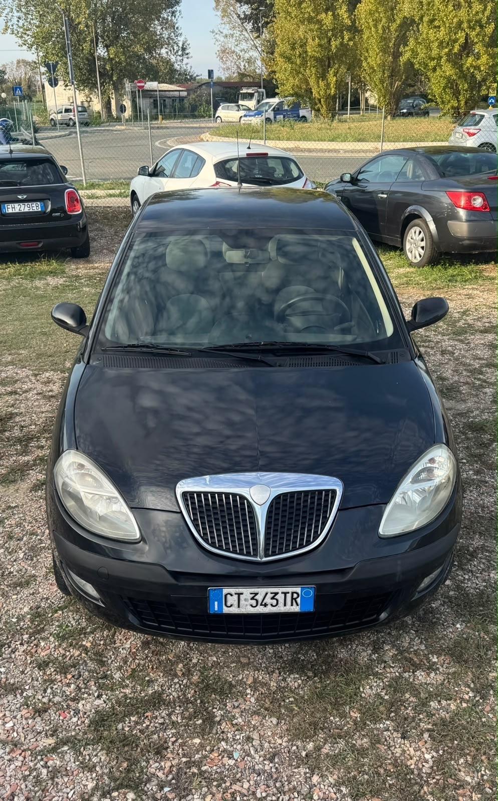 Lancia Ypsilon 1.2 Argento