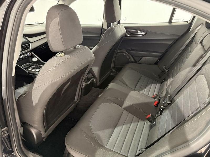 Alfa Romeo Giulia Giulia 2.2 t Giulia 150cv