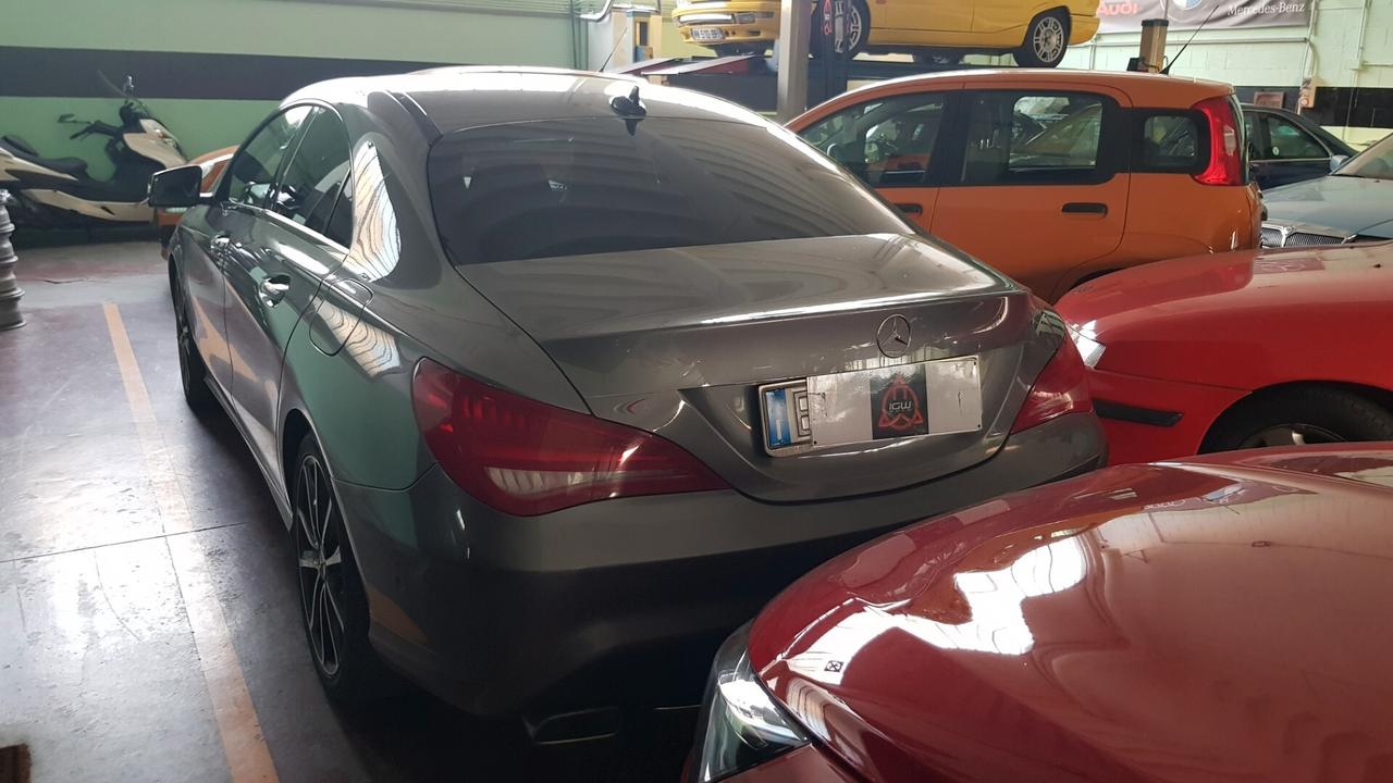 Mercedes-benz CLA 180 BLACK LINE UNI PRO!!!