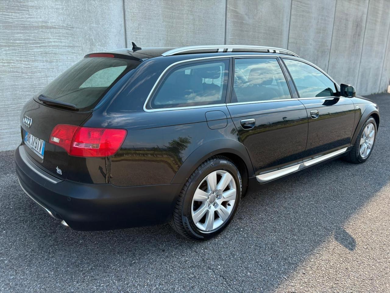 Audi A6 ALLROAD 3.0 TDI V6 240 CV