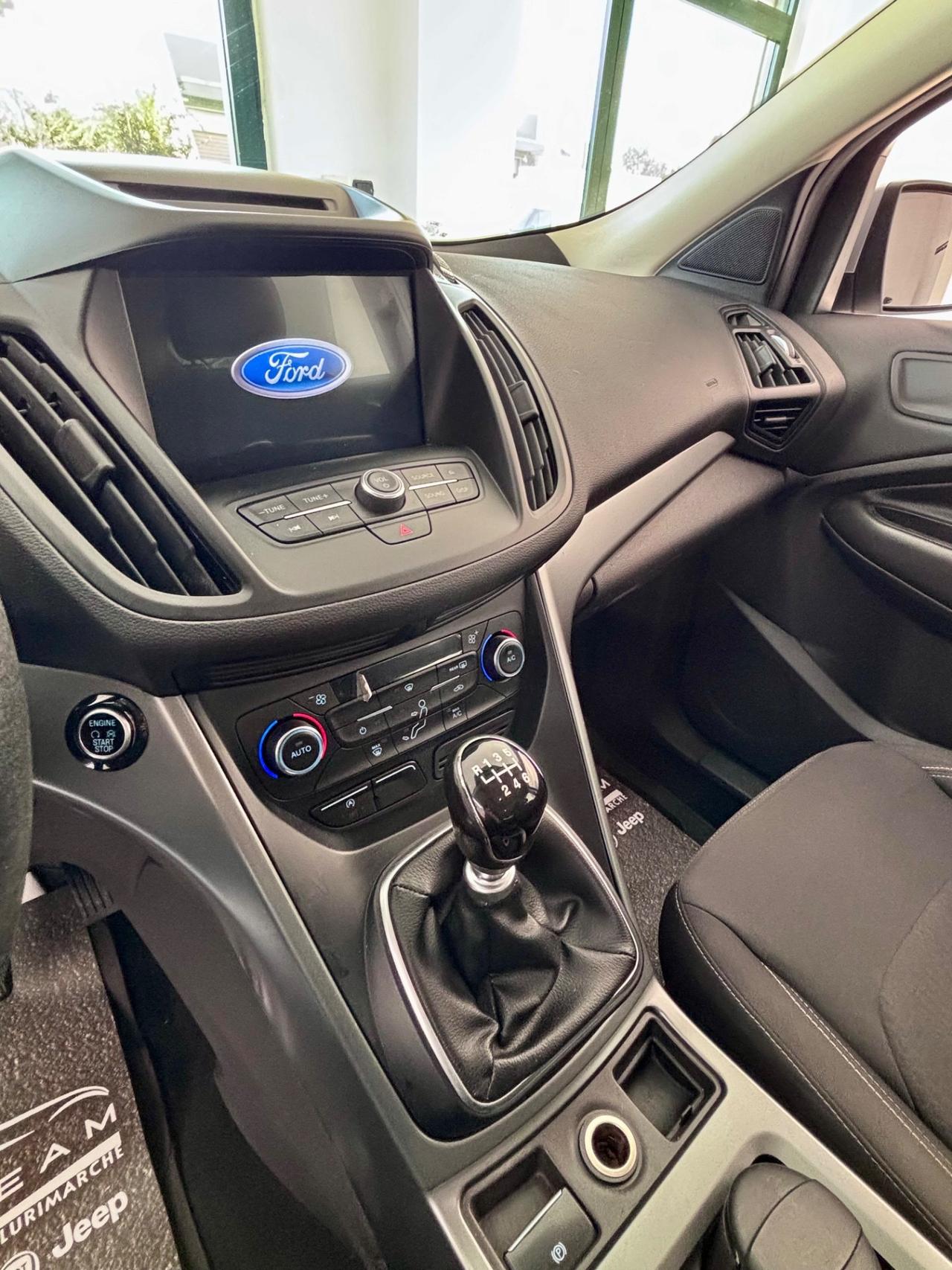 Ford Kuga 2.0 TDCI 120 CV S&S 2WD Powershift Business