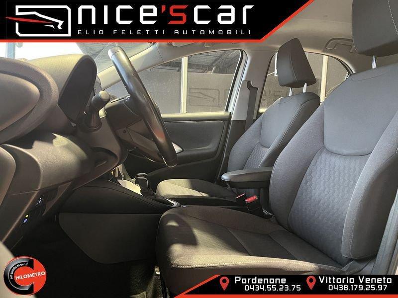 Toyota Yaris 1.5 Hybrid 5 porte Active