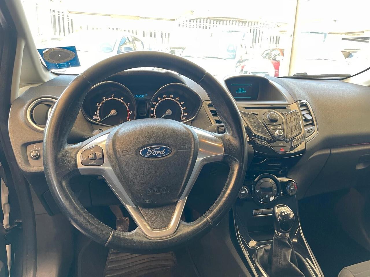 FORD FIESTA 1,2 BENZ.