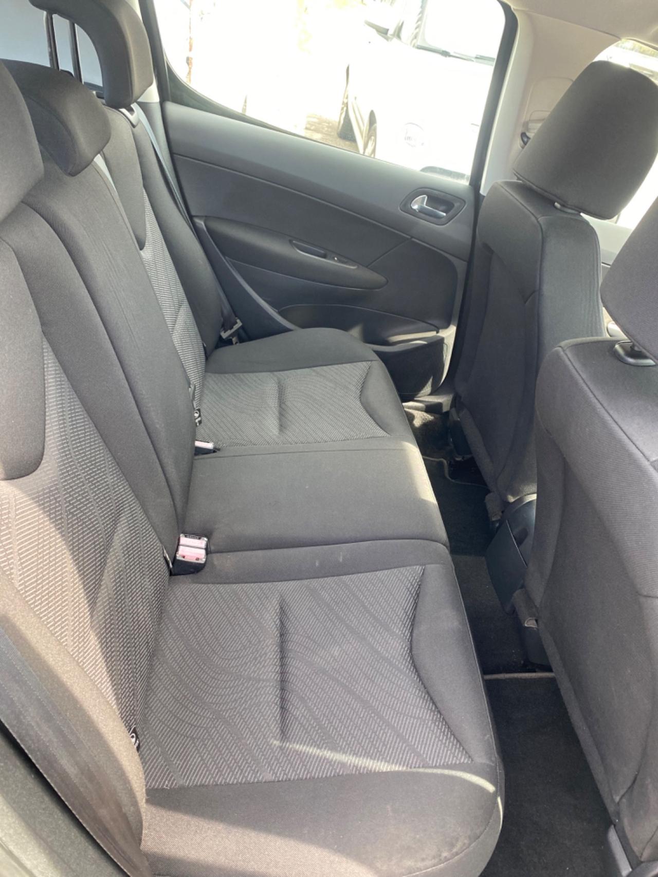Peugeot 308 1.6 8V HDi 93CV SW Business