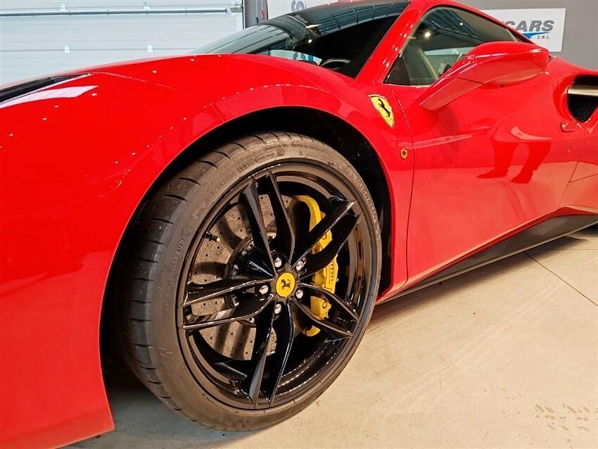 Ferrari 488 GTB 3.9 DCT