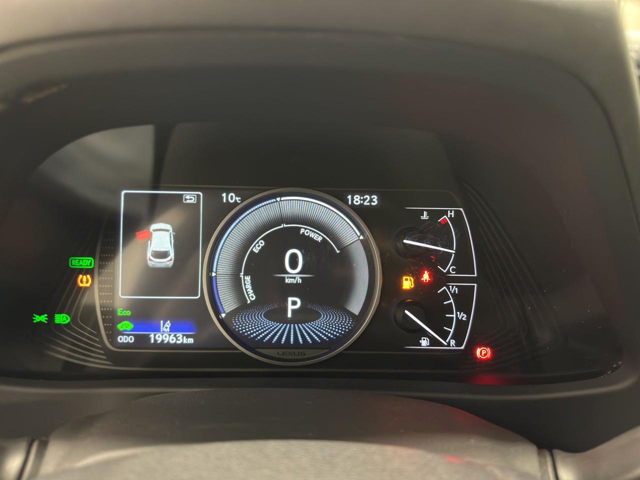 Lexus UX 250h 2.0 Executive 2wd cvt my22