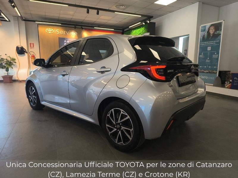 Toyota Yaris Hybrid Trend MY22