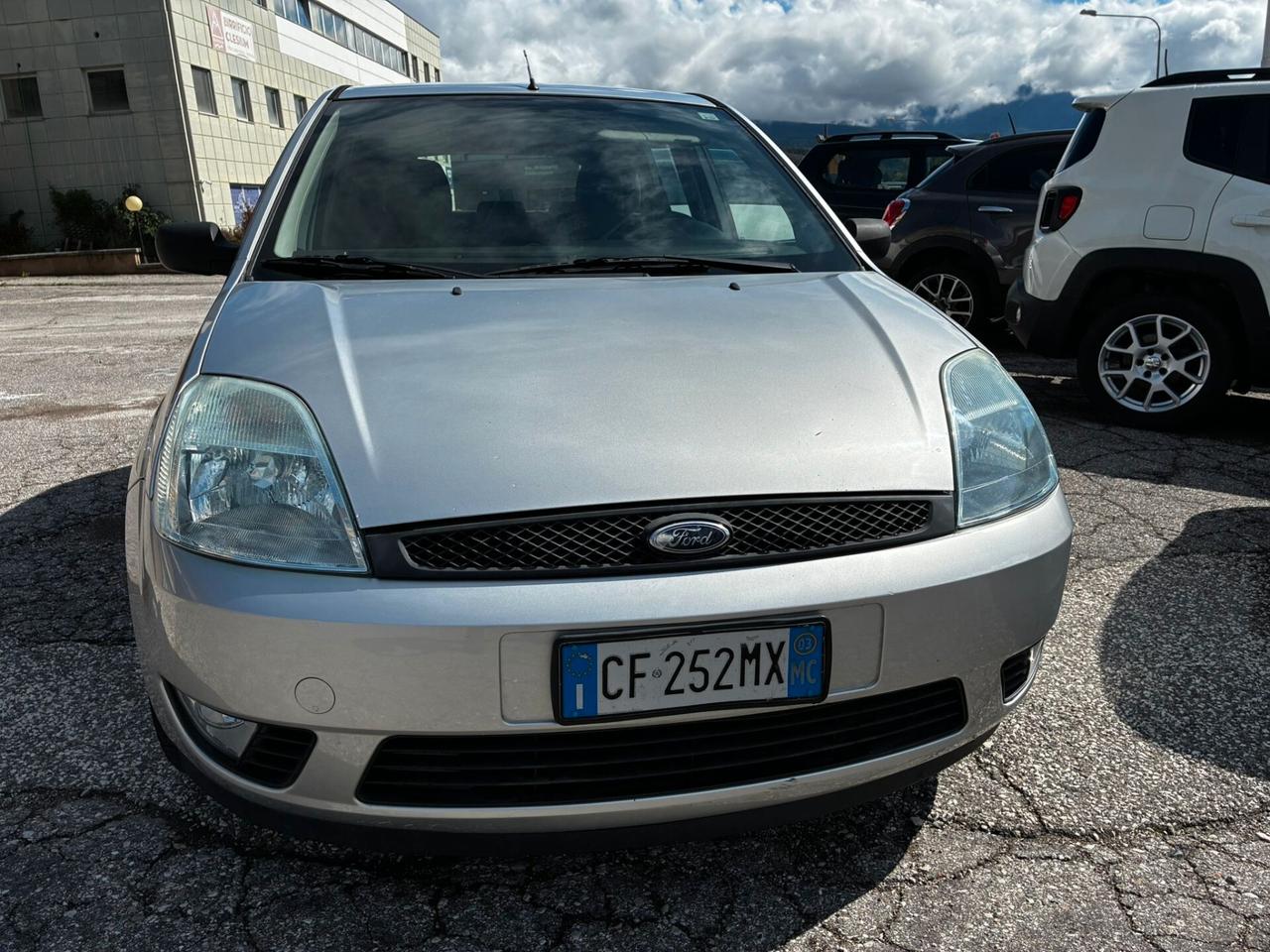 FORD FIESTA 1.2 BENZINA 75CV EURO 4 - NEOPATENTATI