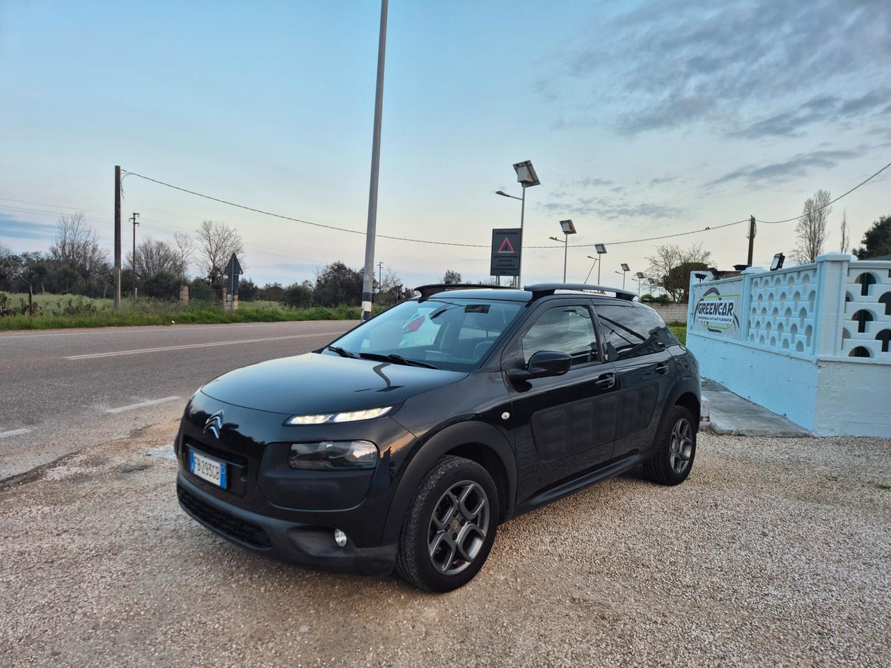 Citroen C4 Cactus BlueHDi 100 S&S Shine