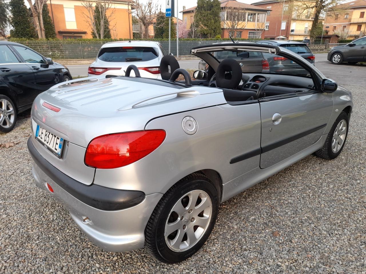 Peugeot 206 1.6 16V 109 CV Cabriolet