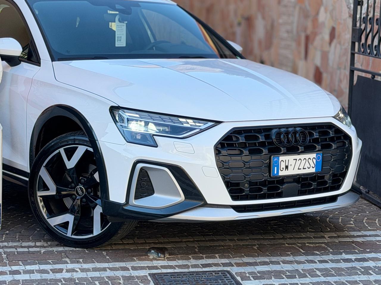 Audi A3 ALLSTREET S-LINE 150 CV