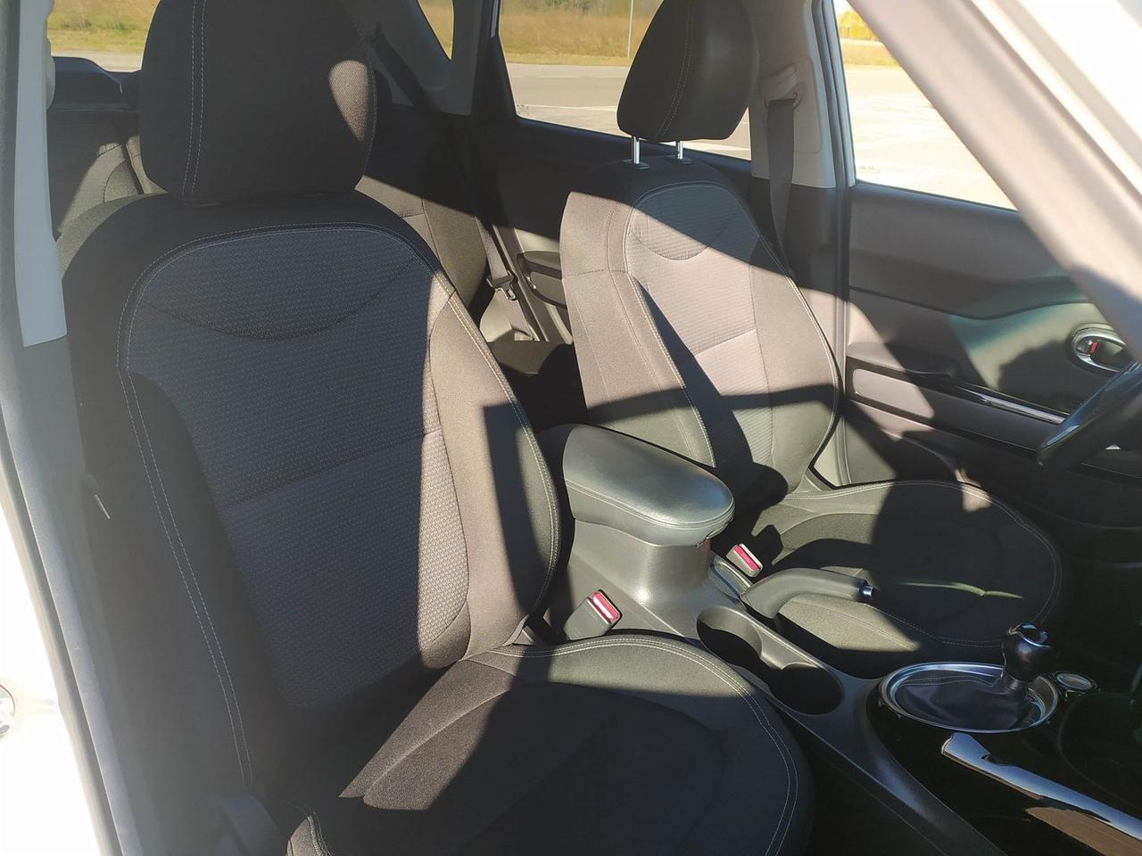 Kia Soul Limited 1.6 CRDi #8110