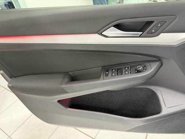 VOLKSWAGEN Golf 2.0 TDI 150 CV DSG SCR Life NAVI
