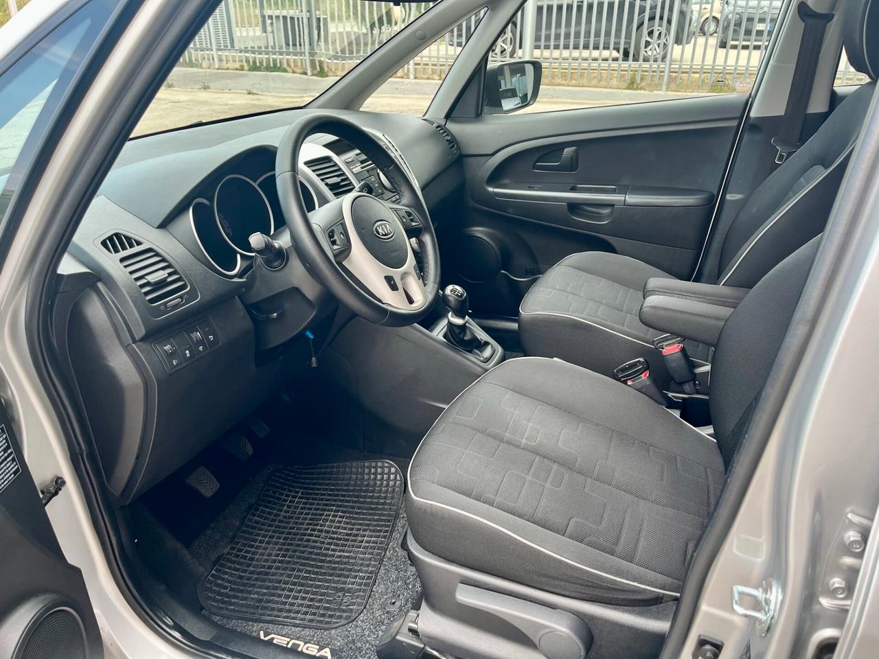 Kia Venga 1.4 CRDi 90cv