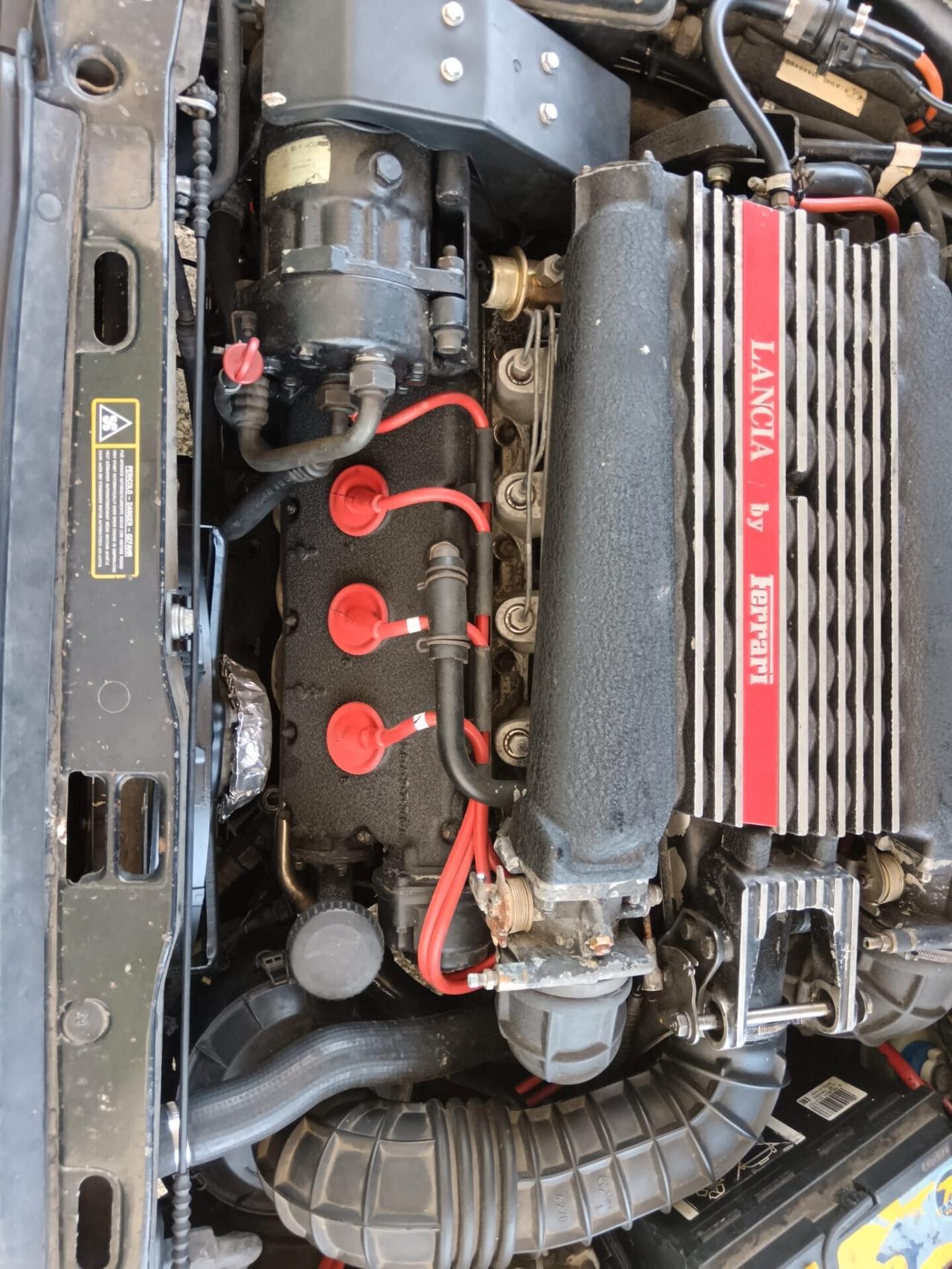 Lancia Thema 8.32 cat