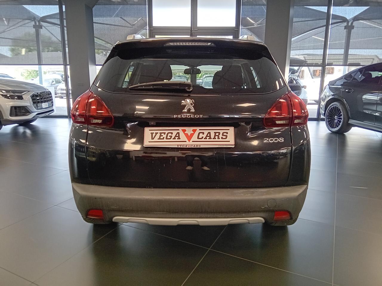 Peugeot 2008 BlueHDi 100 Allure
