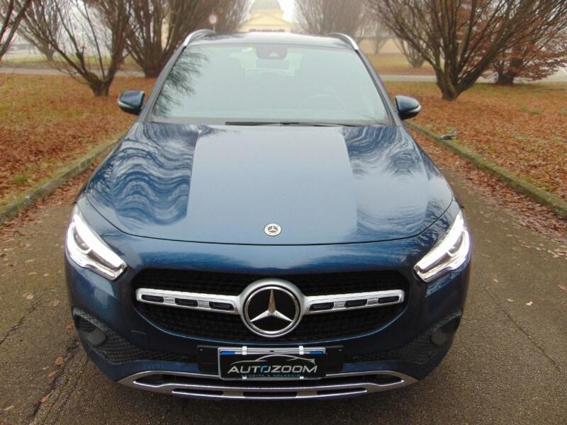 MERCEDES GLA (H247) GLA 200 Automatic ...