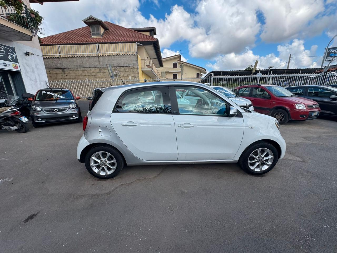 Smart ForFour 70 1.0 Proxy