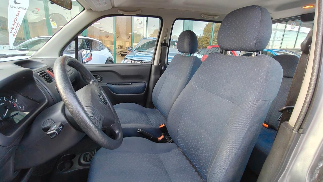 Suzuki Wagon R+ 1.3i VVT 16V cat 4x4 GL