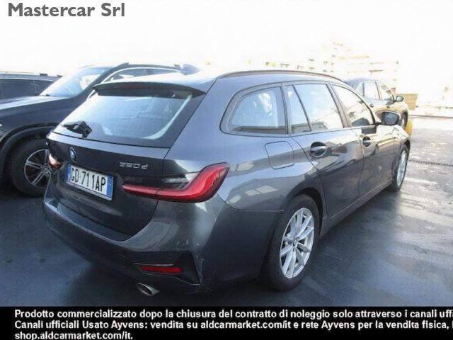 BMW 320 Serie 3 Touring 320d auto Business Adv - GD711AP
