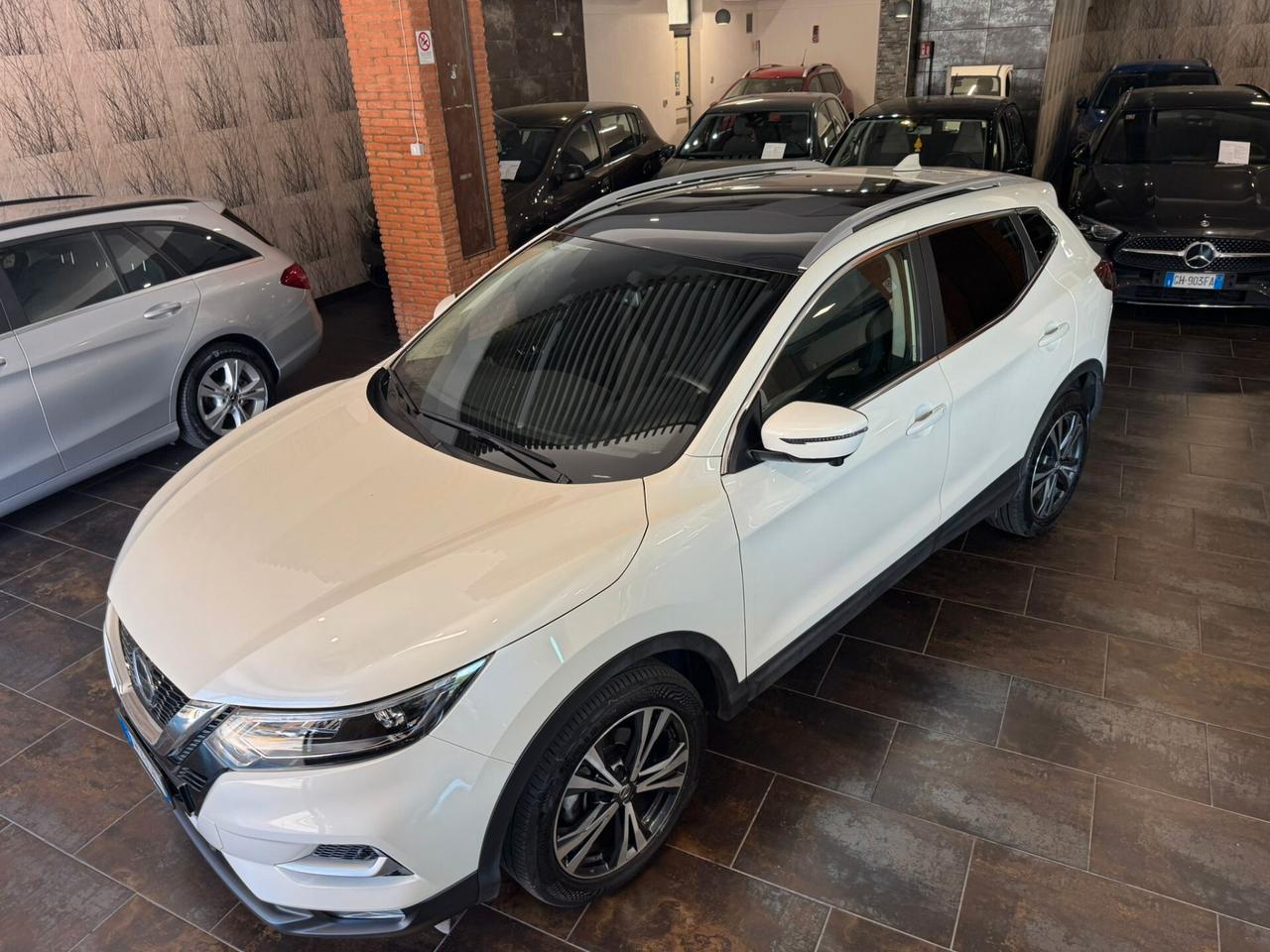 Nissan Qashqai 1.3 DIG-T 140 CV Tekna+