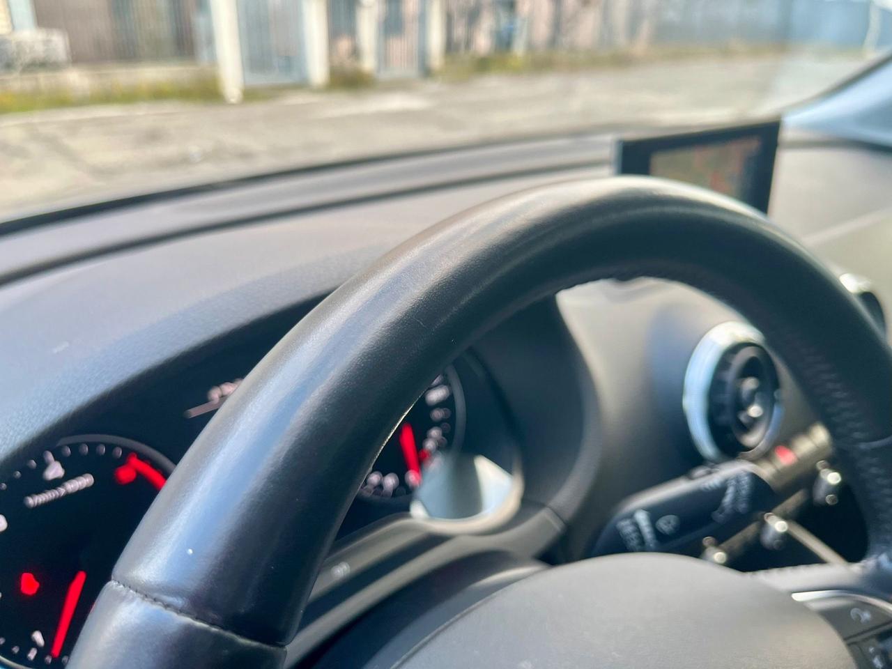 Audi A3 1.6tdi 2014 85.000km c.automatico perfetta