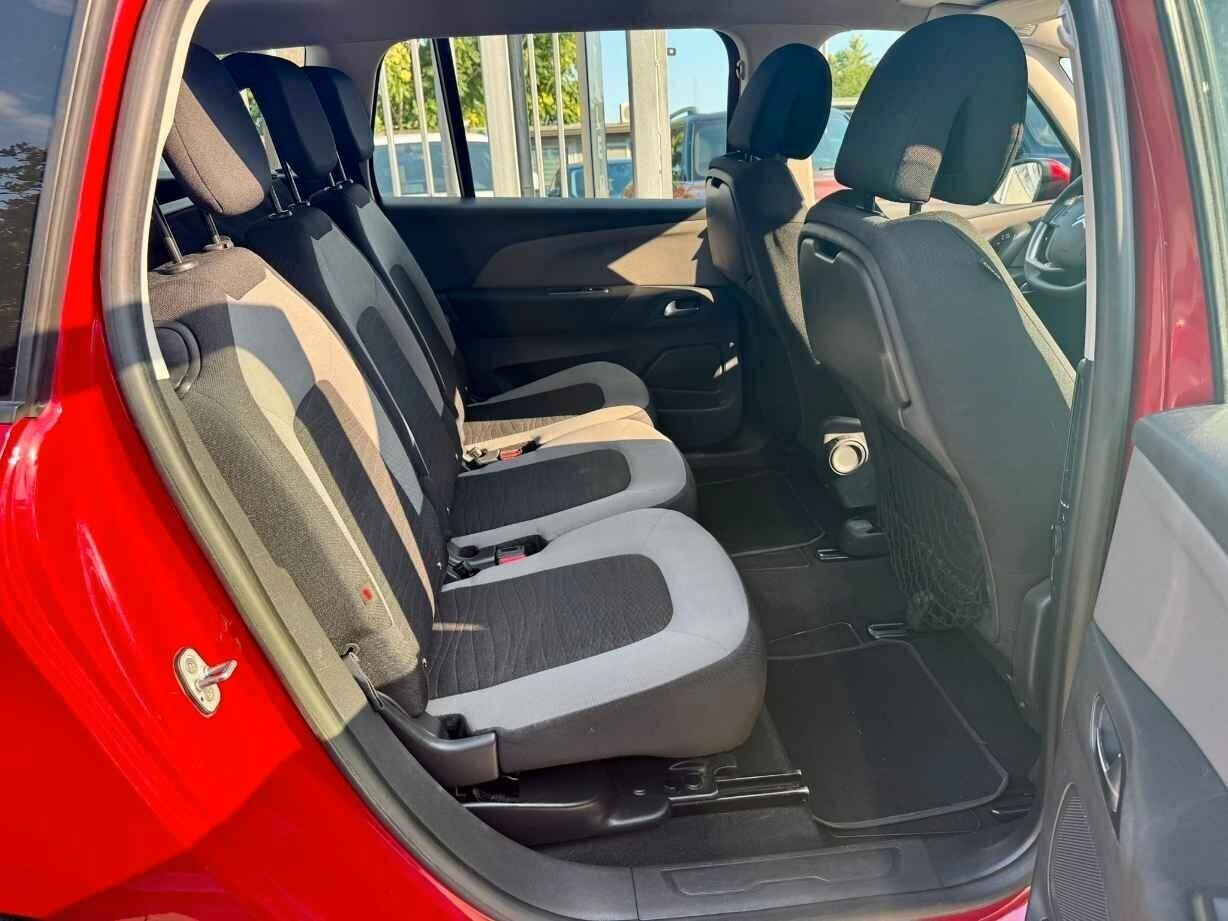 Citroen C4 Picasso 1.6 HDI 116 CV 7 POSTI