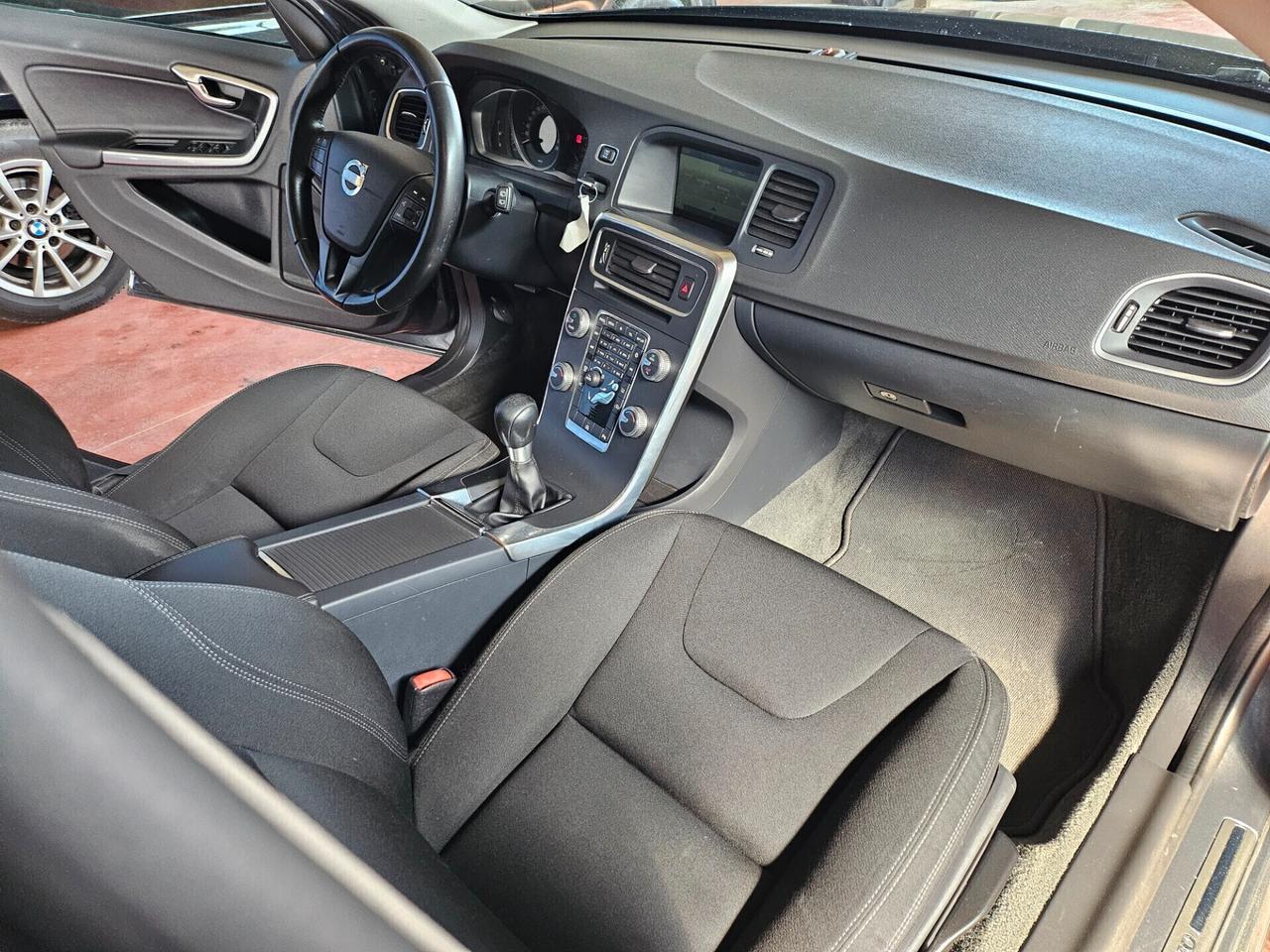 Volvo V60 D2 1.6 Kinetic
