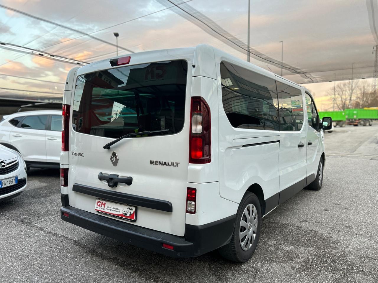 RENAULT Trafic passenger T29 1.6 dci 125cv L2H1 Zen(Comfort) Heavy E6