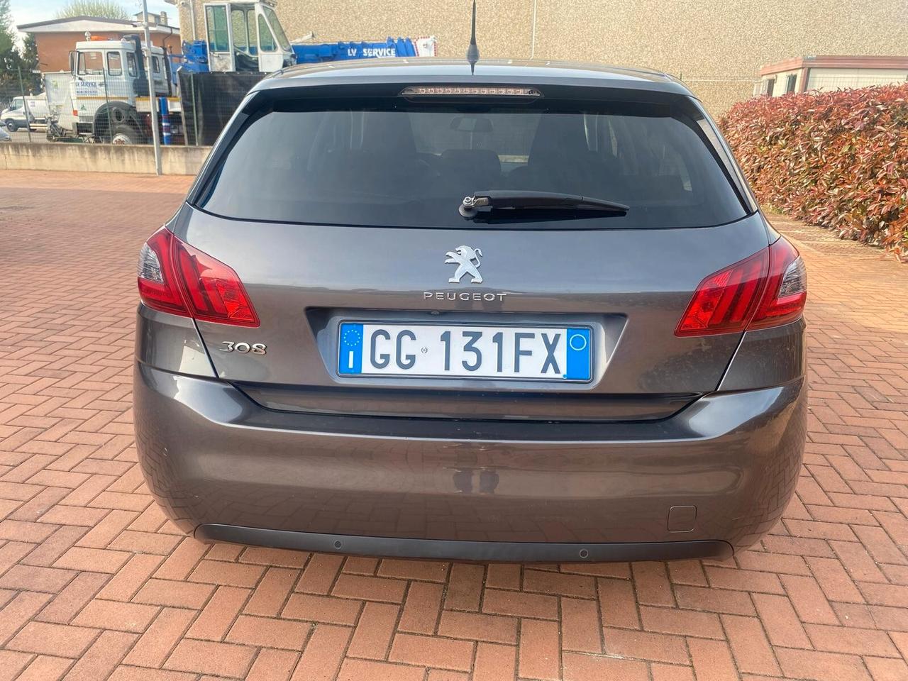 Peugeot 308 PureTech Turbo 130 S&S Allure