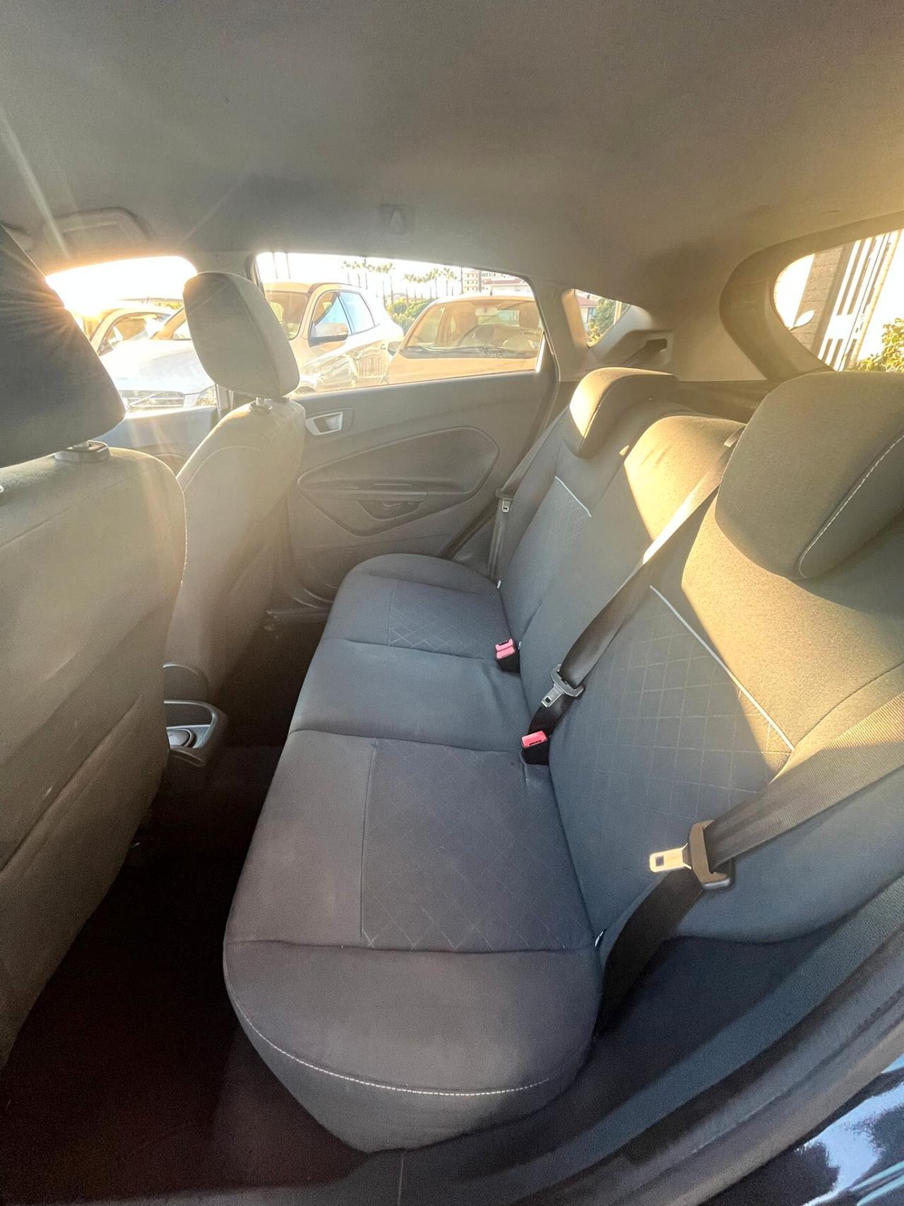 Ford Fiesta 1.4 TDCi 70CV 5 porte