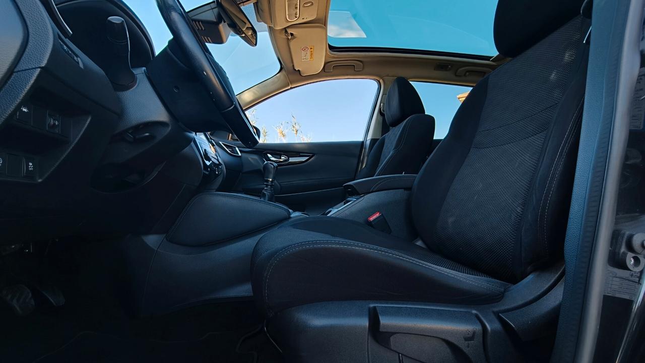 Nissan Qashqai 1.5 dCi Tekna