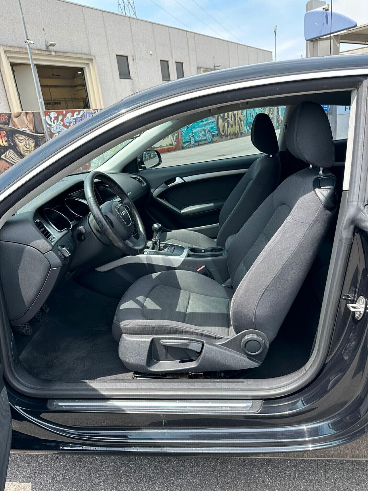 Audi A5 2.0 TFSI 180 CV Ambiente