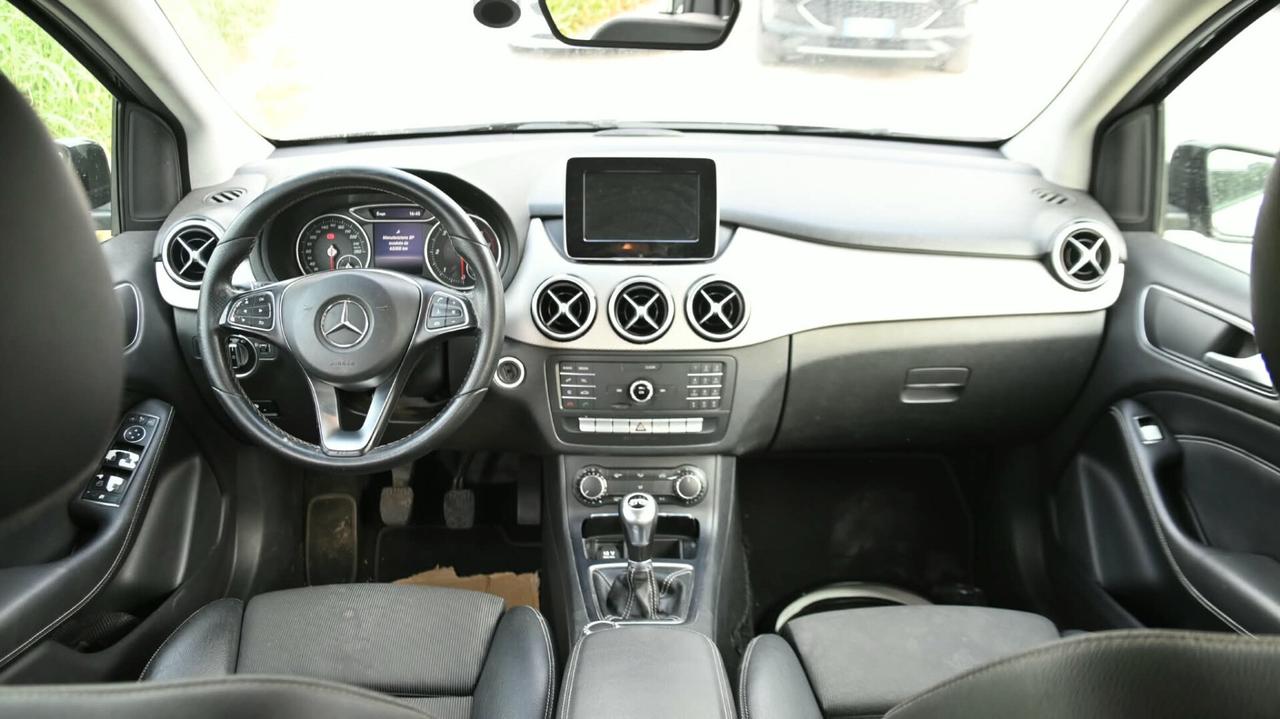 Mercedes-Benz B 180 d Sport