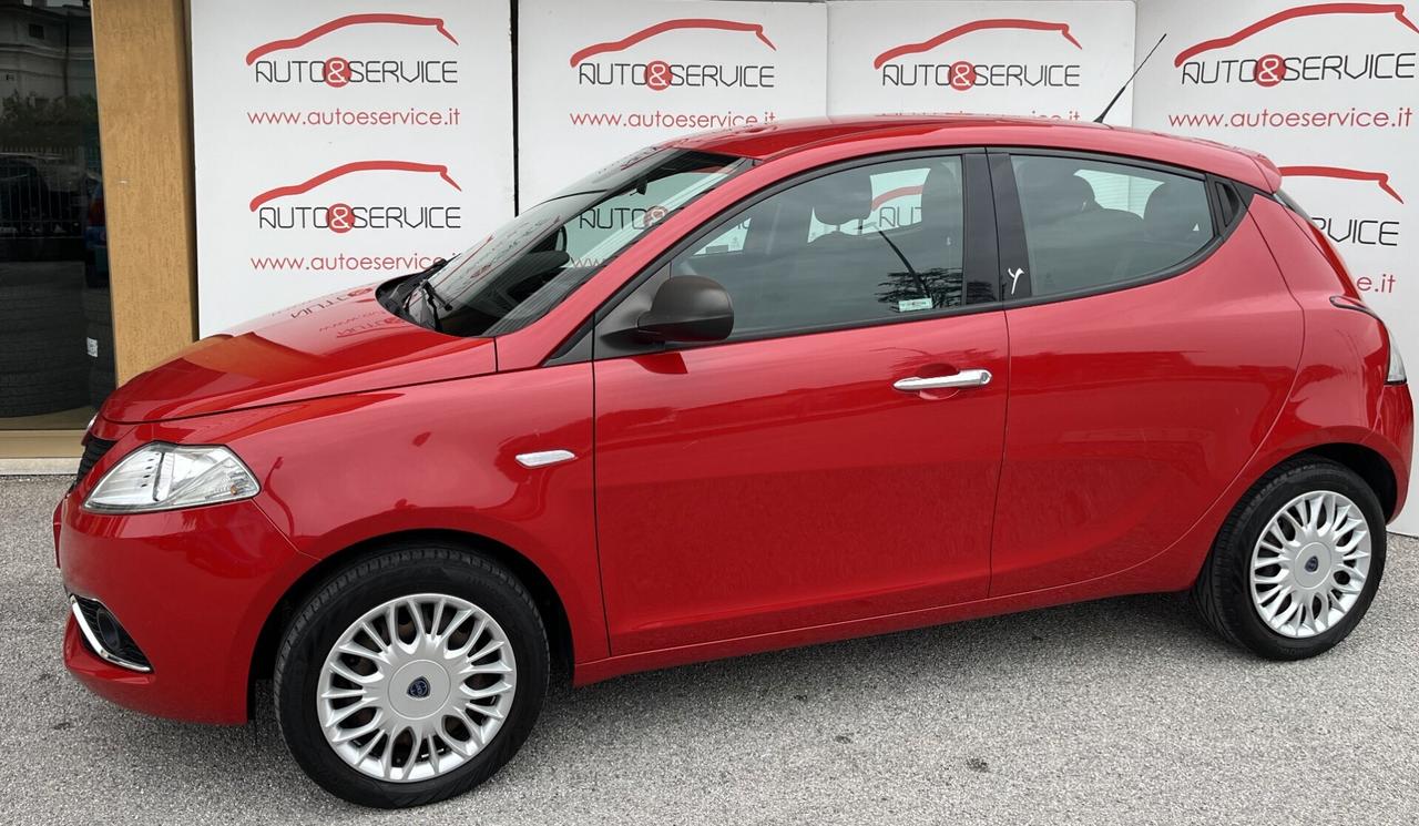 Lancia Ypsilon 1.2 69 CV 5 porte Mya