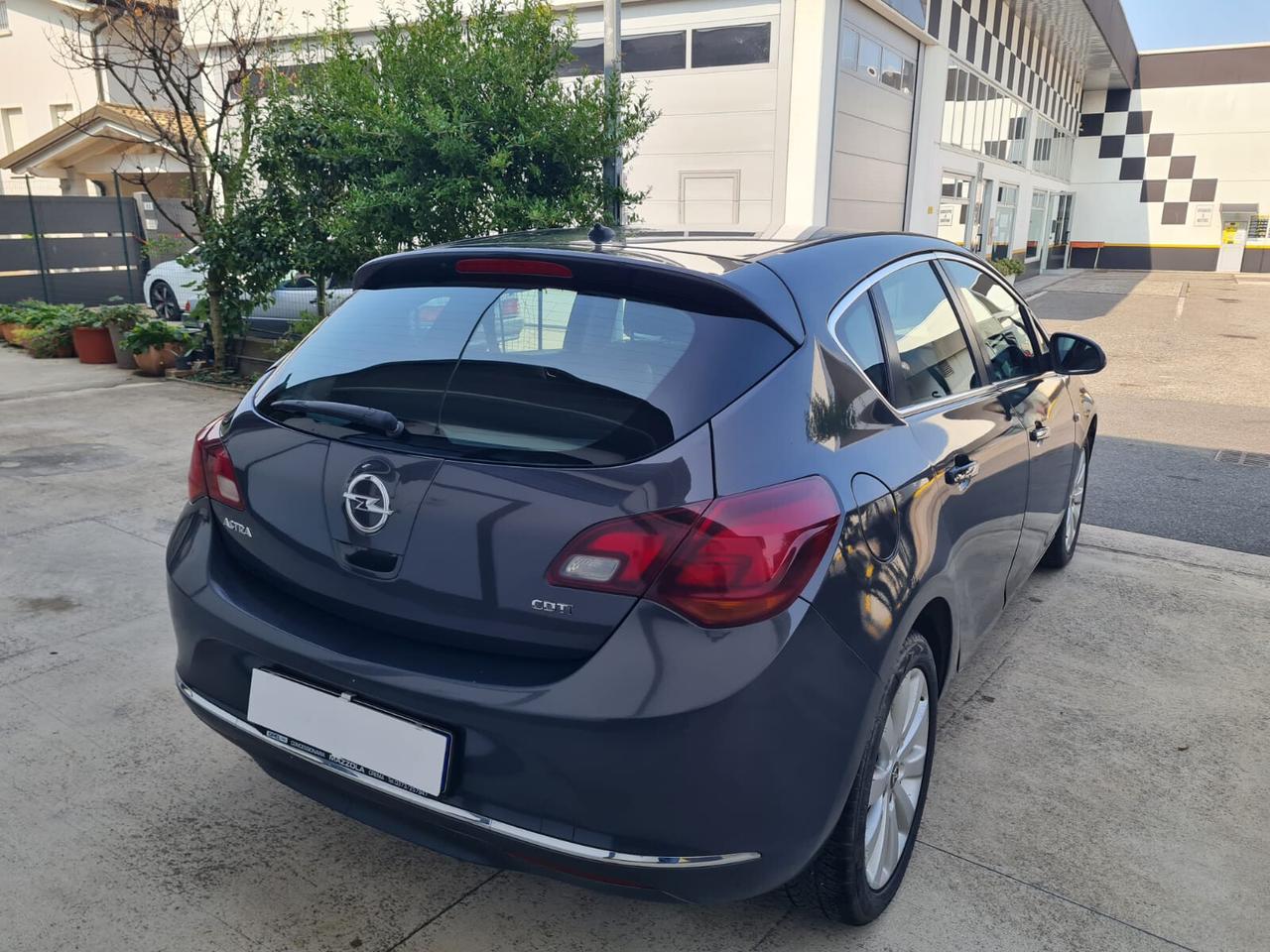 Opel Astra 1.7 CDTI PER COMMERCIANTI 110CV 5 porte Cosmo