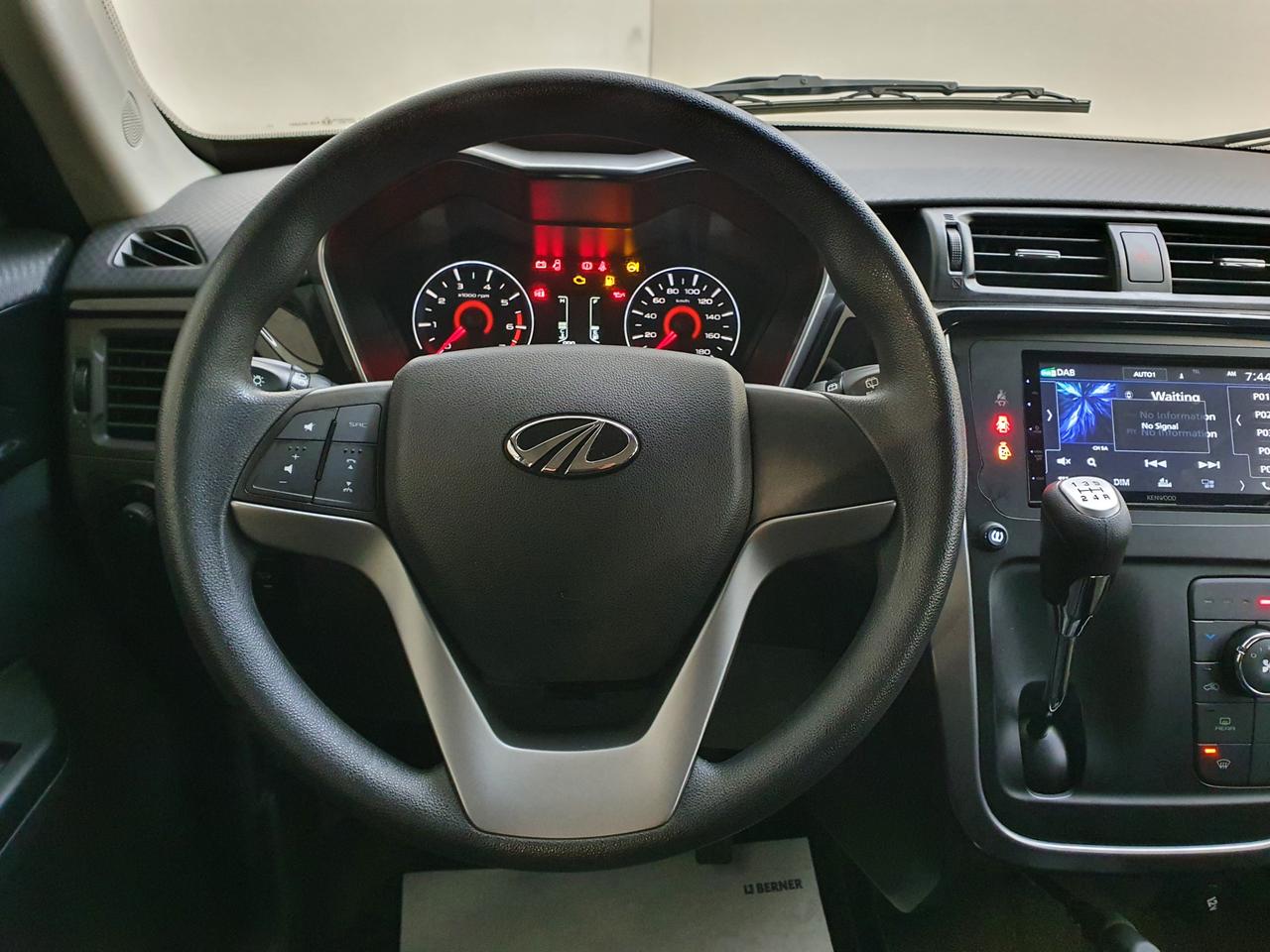 MAHINDRA KUV100 - KUV100 1.2 VVT K8