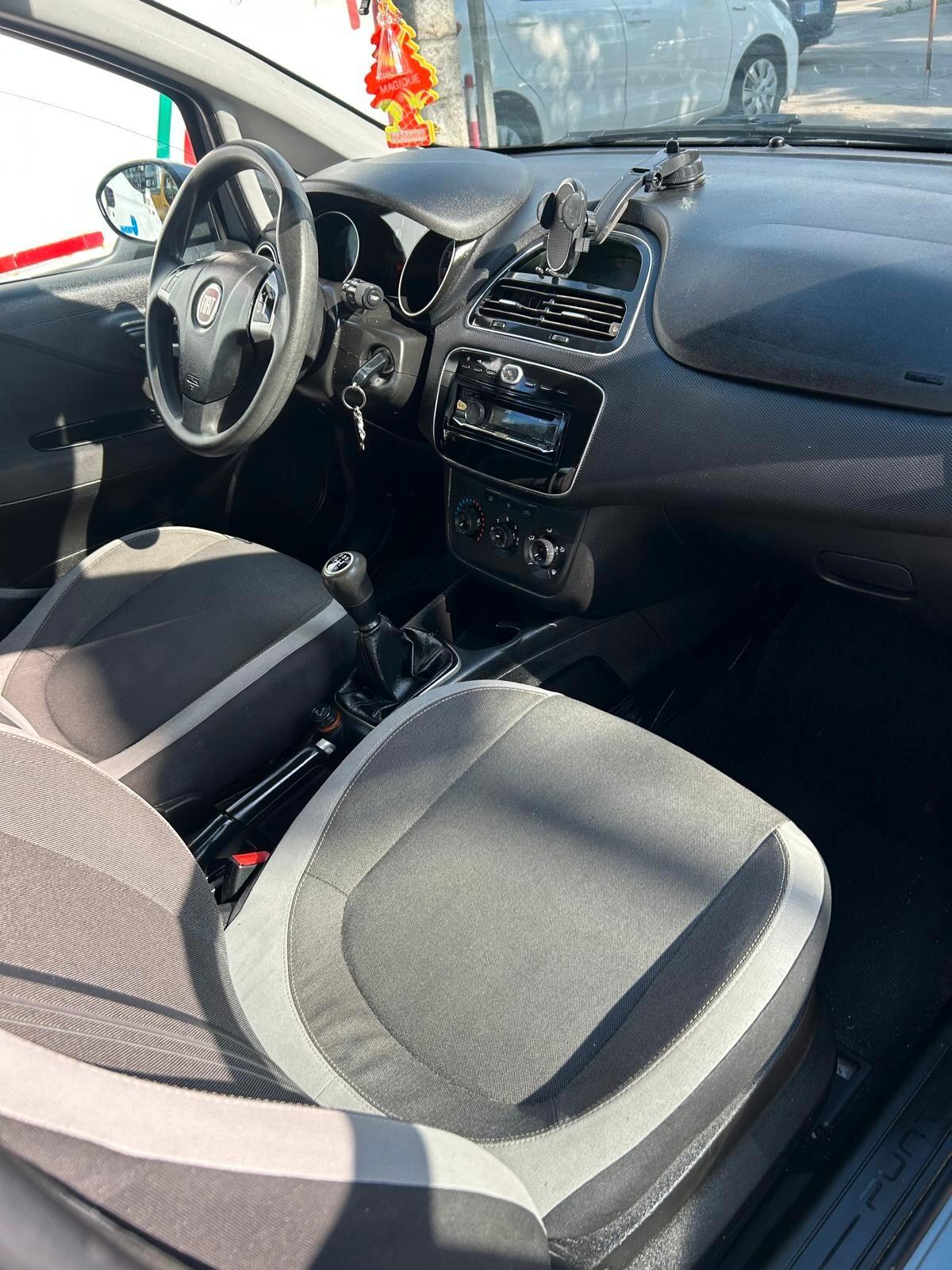 Fiat Punto 1.3 MJT II 75 CV 5 porte Young OK NEO PATENTATI